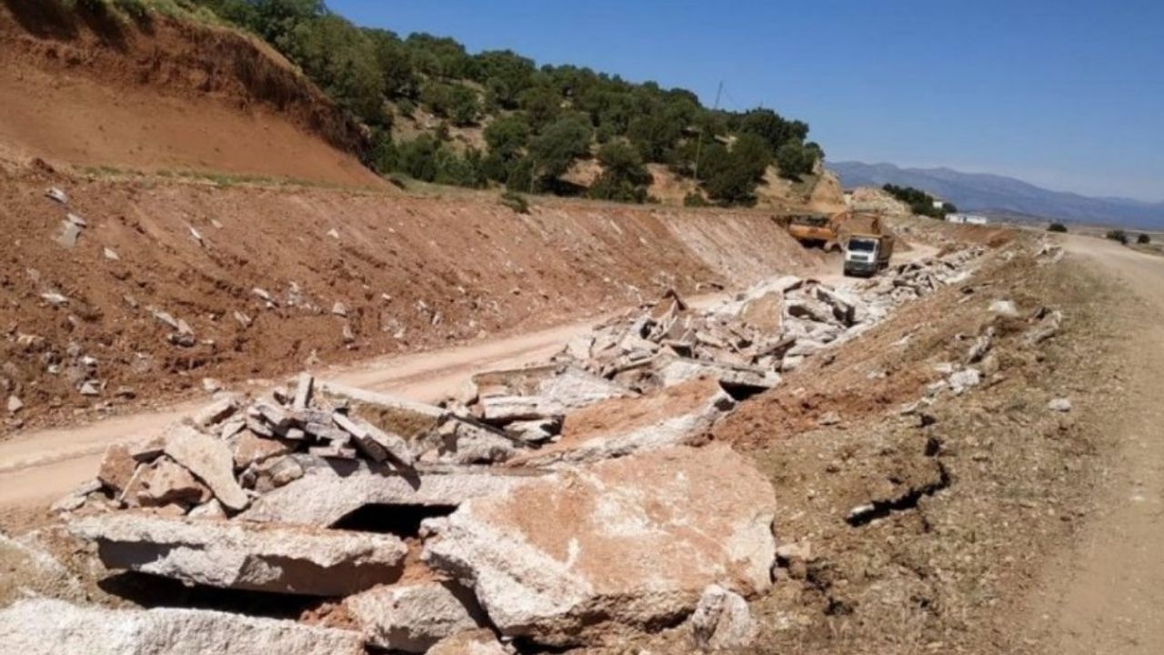 ÇİFTÇİLER UMUDUNU KESTİ!