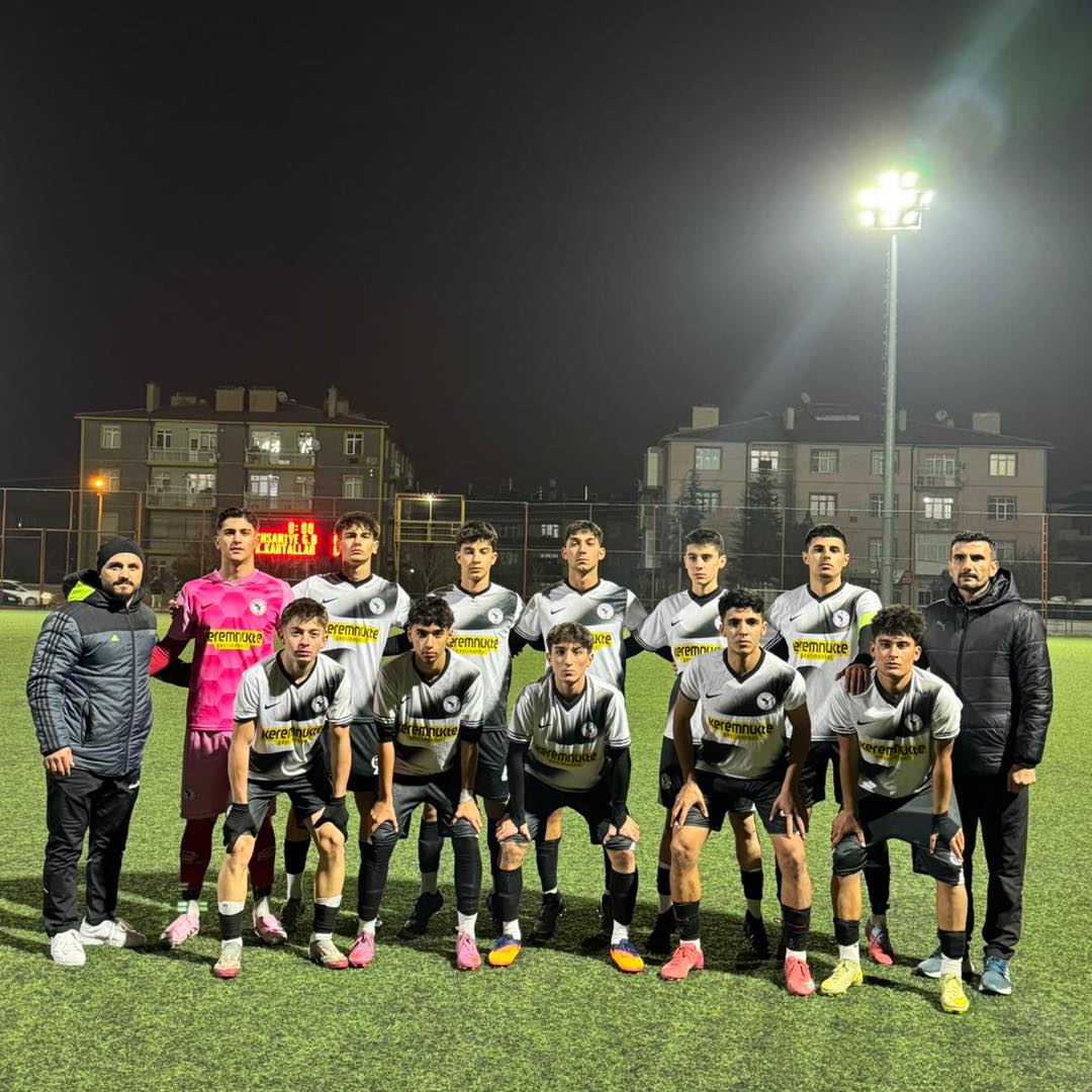KONYA KARA KARTALLAR 1.DEVREYİ AÇIK ARA  LİDER TAMAMLADI