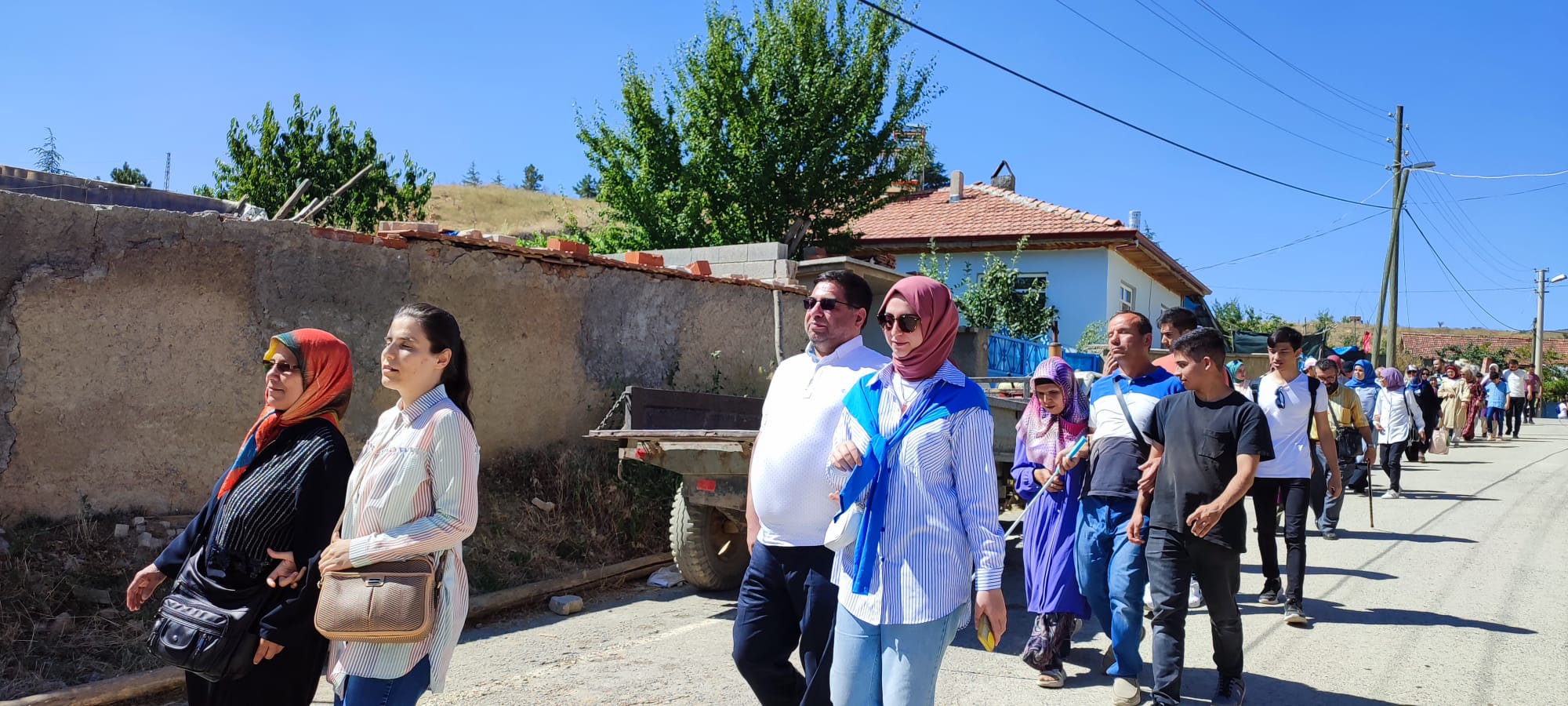 KONYA BÜYÜKŞEHİR’DEN GÖRME ENGELLİLER İÇİN DOĞA YÜRÜYÜŞÜ ETKİNLİĞİ