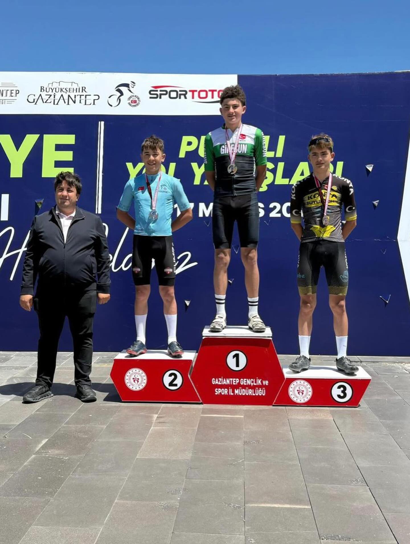 ÇÇBS’DEN MADALYA YAĞMURU! 