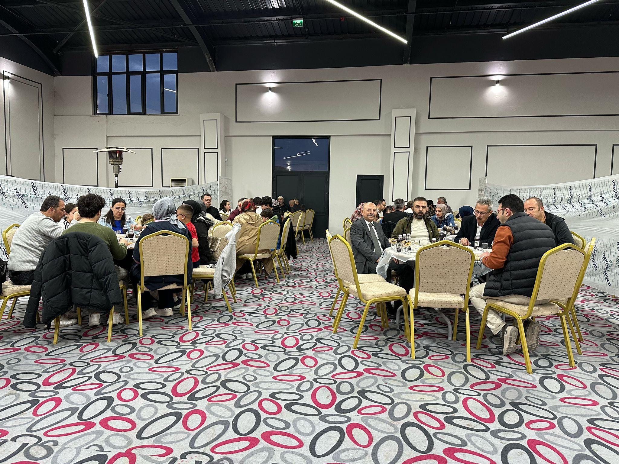 TAPU ÇALIŞANLARI İFTARDA BİR ARAYA GELDİ