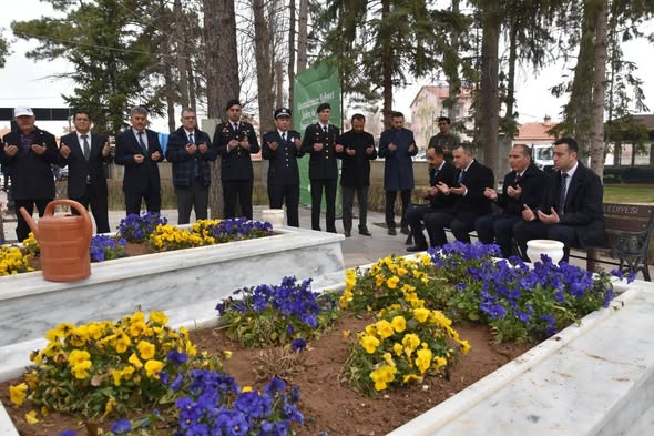 18 MART ÇANAKKALE ZAFERİ VE ŞEHİTLERİ ANMA GÜNÜ KUTLANDI