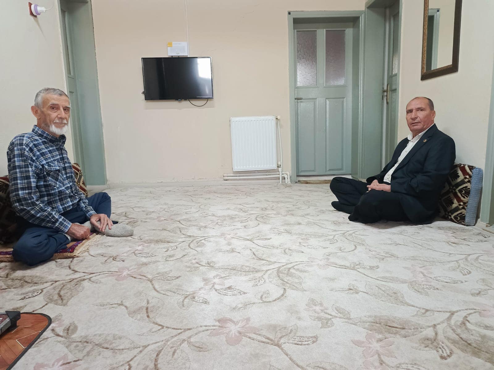 BAŞKAN AYDIN’DAN EV ZİYARETLERİ