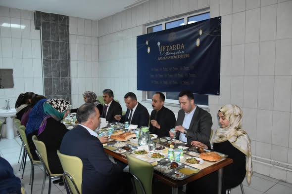İFTARDA ‘KONUŞALIM’ RAMAZAN SÖYLEŞİLERİ
