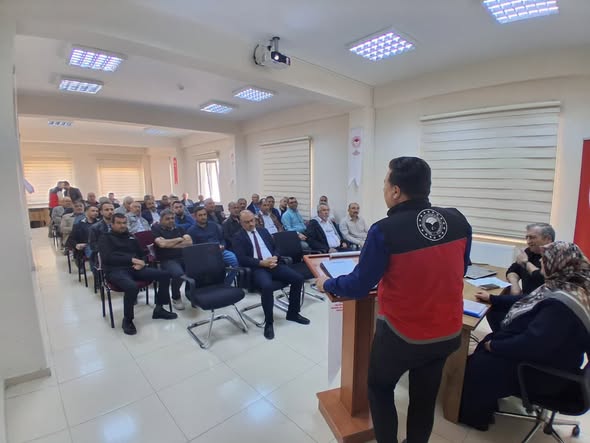 İLÇE TARIM’DAN ÜRETİCİLERE BİLGİLENDİRME TOPLANTISI