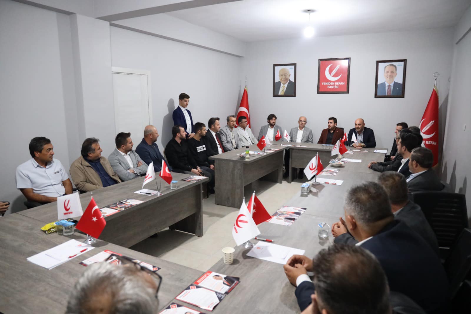 Ak Partiden Yeniden Refah'a Ziyaret