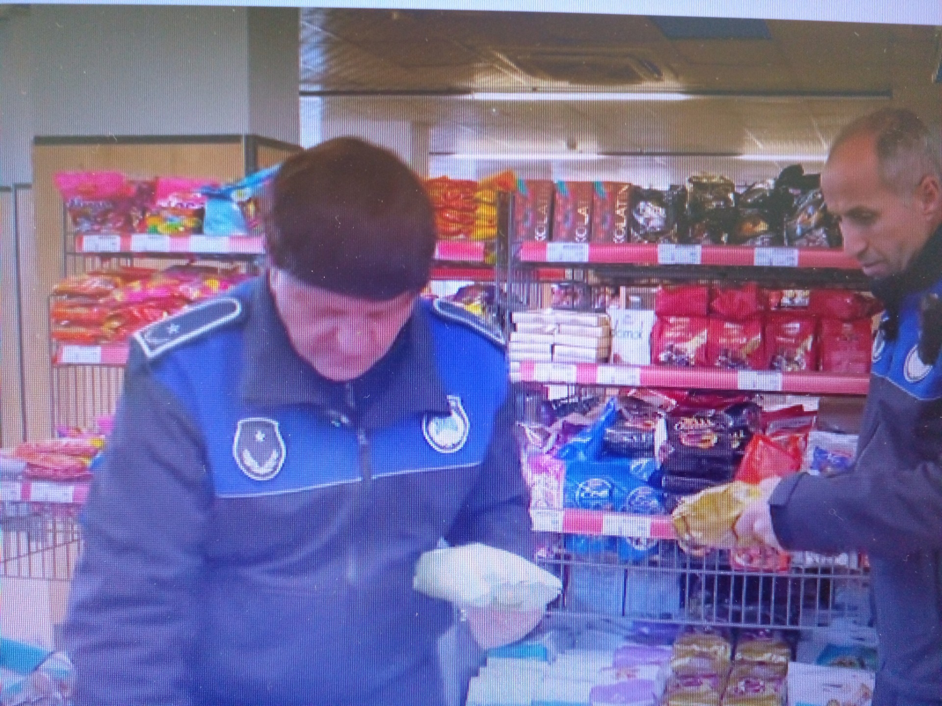 MARKETLER DENETLENDİ