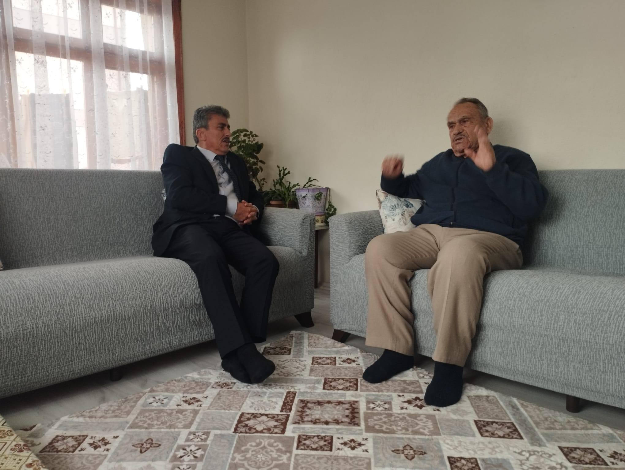 ALTUNYALDIZ ZİYARETLERDE BULUNDU