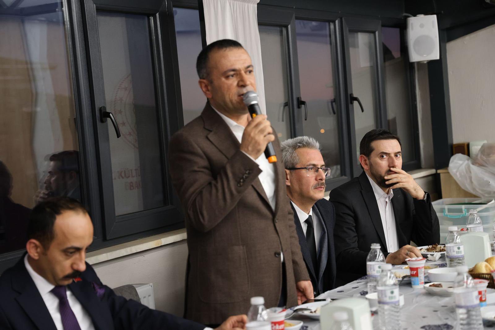 TÜRKMAN GAZİ VE ŞEHİT YAKINLARIYLA İFTARDA BULUŞTU